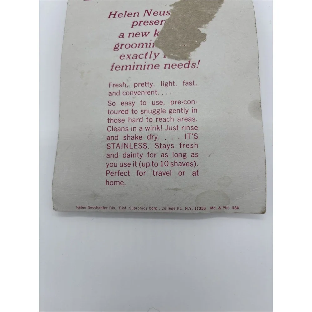 Helen Neushaefer Vintage Three Pack Of Razor Blades. Old Stock . New In Package.
